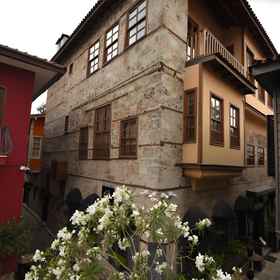 Gazetta Suites 1 Gazetta Suites, Khách sạn TerraCity