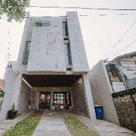 LABIRIN 1 ลาบิริน, โรงแรม & ที่พัก โรงพยาบาล ดร.ฮาซัน ซาดิกิน บันดุง