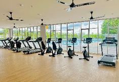 Others 4 Designer Deluxe Suite 3BR @KLIA