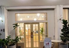 Others 7 La moon House