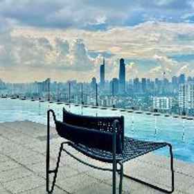 Axis Crown Residence Near KLCC 1 Axis Crown Residence Gần KLCC, Khách sạn Thermos @ SOFFURNI EkoCheras Mall