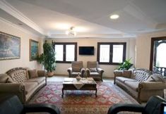 Khác 2 Artefes Hotel