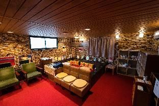 Lain-lain 4 Hotel New Moustache