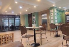Others 3 Makabata Guesthouse & Cafe 