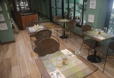 Others 4 Makabata Guesthouse & Cafe 