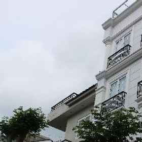 Phu My Hung - Saigon South Serviced Apartments 2 - Near Vivo City Mall 1 Phu My Hung - Saigon South Serviced Apartments 2 - Near Vivo City Mall, Hội Quán Ẩm Thực Ao Sen Hotels