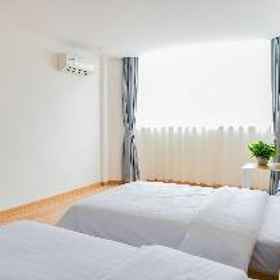 7 Days Inn Chongqing Shapingba High-Speed Railway Station17 Days Inn Chongqing Shapingba High-Speed Railway Station,丽苑酒店丁香酒吧飯店