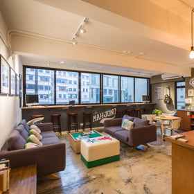 The Mahjong Boutique Hostel 1, Hotel HSBC — Hung Hom Branch & Premier Centre