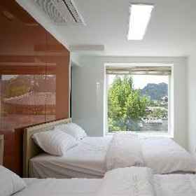 Woo Guesthouse Insadong 1 ウーゲストハウス仁寺洞, コンポーズコーヒー徳成女子大学店 ホテル