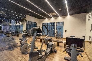 Others 4 Lovely 3-bedroom condo with pool for 8 pax| Cheras