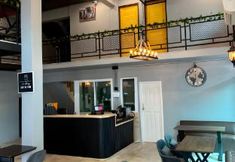 Khác 6 Hostel Friends Station Tukkom & Cafe