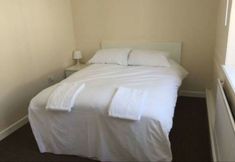 Others 2 The White Hart Hotel