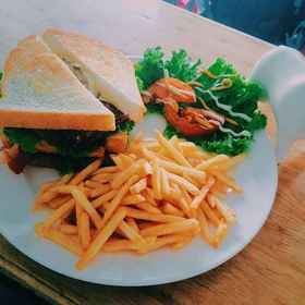 Flying Cow BKK Hostel 1, Hotel T-Square (Tang Hua Seng) Department Store Thonburi