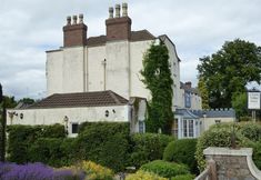 Others 2 Cribbs Lodge