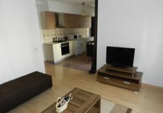 Lain-lain 5 Roza Apartments