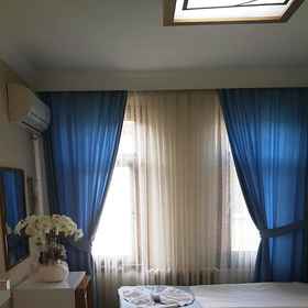 Stories 飯店1 , 飯店Mur-Ad