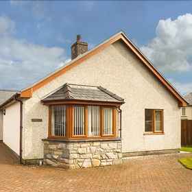 Tremyfron1 , 飯店Pistyll