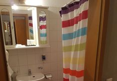 Others 7 Angelis Pension