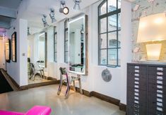 Others 2 Modern 3 Bedroom Apartment In Soho
