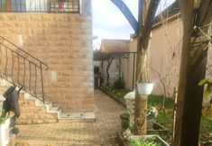 Others 5 Apartment With one Bedroom in Beaune, With Enclosed Garden and Wifi