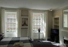 Others 2 Central Edinburgh Studio Flat