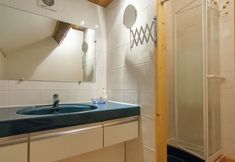 Others 2 Chic Villa in Roche-le-peyroux With Swimming Pool