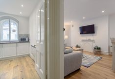 Others 3 Bright 1 Bedroom Flat In Piccadilly Circus