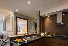Others 4 Modern 2 Br Apartment at 4points Opposite Beach