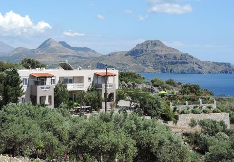 Others Nostalgias Ground Floor Apartment Just up From Souda Beach,4 People,nice View