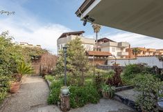 อื่นๆ 5 Luxurious Holiday Home in Napoli With Swimming Pool
