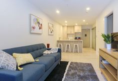 Others 7 Sky Tower Right Next Door!! Spacious, Modern