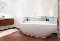 Others 5 Stylish And Spacious 3 Bed Gdn Flat In Kensington