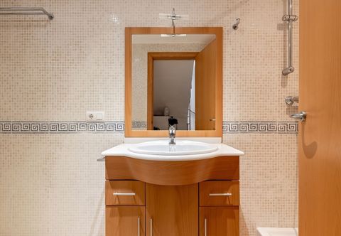 Others Comfortable Holiday Home in L'ampolla With Swimming Pool