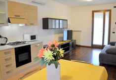 Khác 5 In a Quiet Area and not far From the Lake, Balconies Overlooking the Vineyards