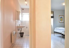 Others 7 Spacious Mansion in Vinzelles With Swimming Pool
