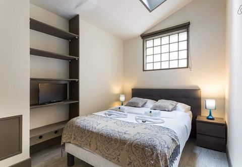 Others Bright Renovated Parisian Apartment