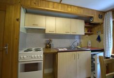 其他 2 Neat House With View at the Mountains, 3km From Lake Brienz