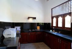 Others 2 The Villa has 6 Bedrooms, 1 Bathroom, a Flat-screen Tv With Satellite Channels,