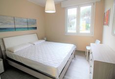 Others 5 Spacious Apartment in Rosolina Mare Near Sea