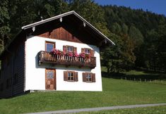 Others 6 Cosy Holiday Home in Salzburg With Garden and Mountain Views