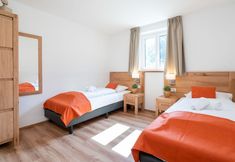 Others 4 Chic Apartment in Neukirchen am Großvenediger With Balcony
