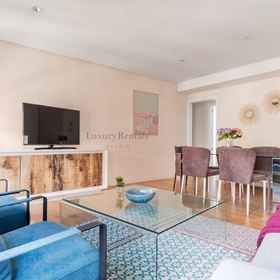 Maldonado II 1, Khách sạn La Elipa