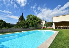 Others 5 Spacious Villa in Vaison-la-romaine With Swimming Pool