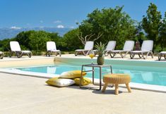 기타 2 Luxurious Three Level Apartment With Private Terrace, Beuatiful Garden With Pool