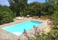 Others 2 2 Tastefully Furnished Gites With Private Pool, 1km From Faucon