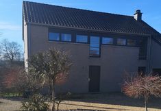 Others 3 Modern Villa With Private Garden in Awan