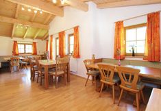 Others 5 Spacious Apartment in Neukirchen am Großvenediger With Pool