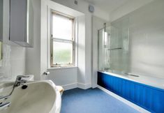 Others 7 Colourful West-end Apartment - 2 Double Bedrooms 4 Guests!