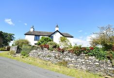 Lain-lain 5 Luxurious Holiday Home at Skel With Fold With Lush Garden