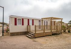 Others 4 Graceful Mobile Home in Canet-en-roussillon With Pool